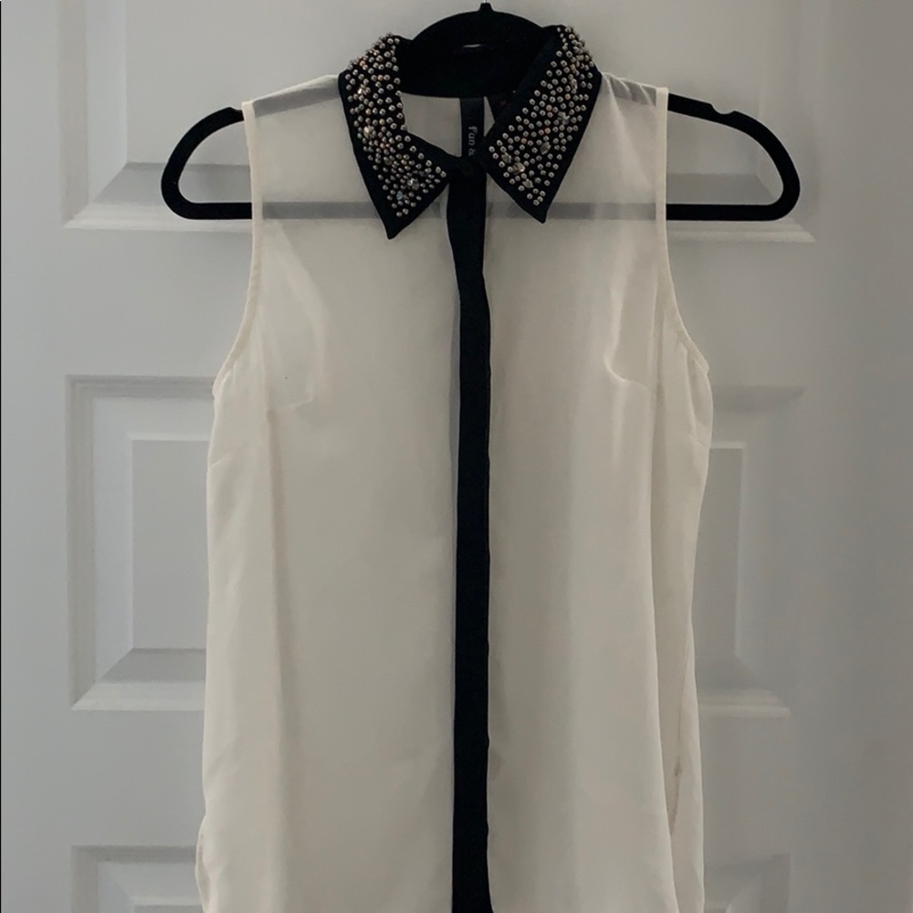 Beaded Collar Button Up